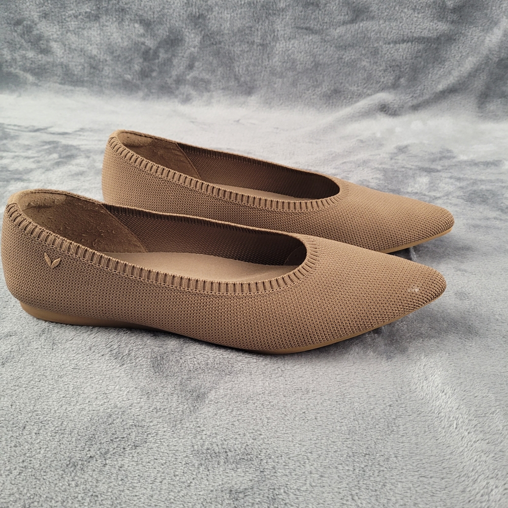 Vivaia Aria Pointed Toe Ballet Flat EU 42, US 11 Cocoa
